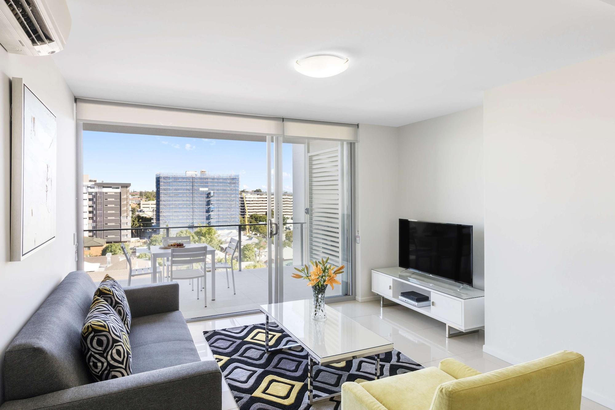 Oaks Brisbane Woolloongabba Suites Экстерьер фото